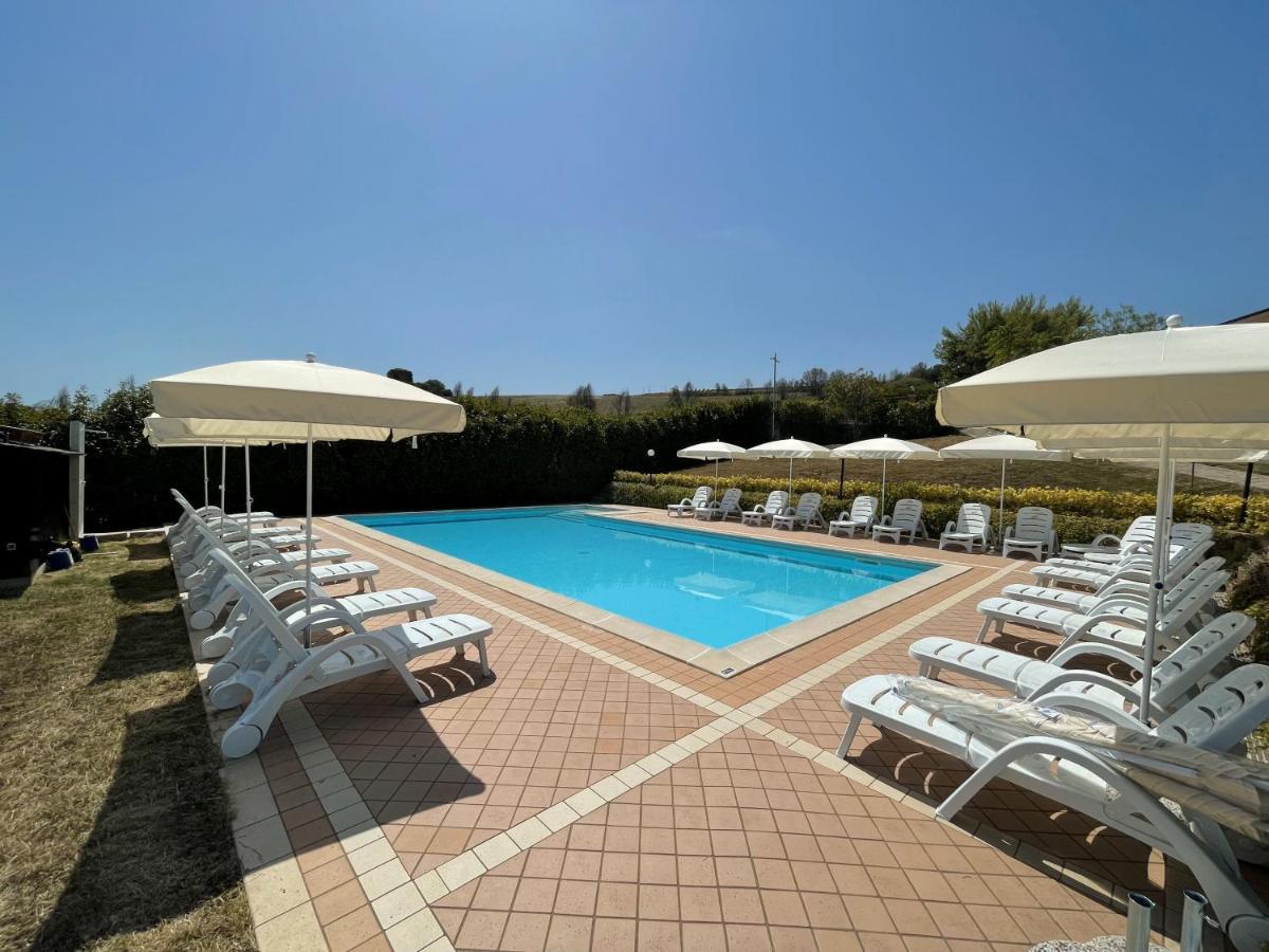 Vigneto - Italian Restaurant & B&B Villa Rosa Di Martinsicuro Εξωτερικό φωτογραφία