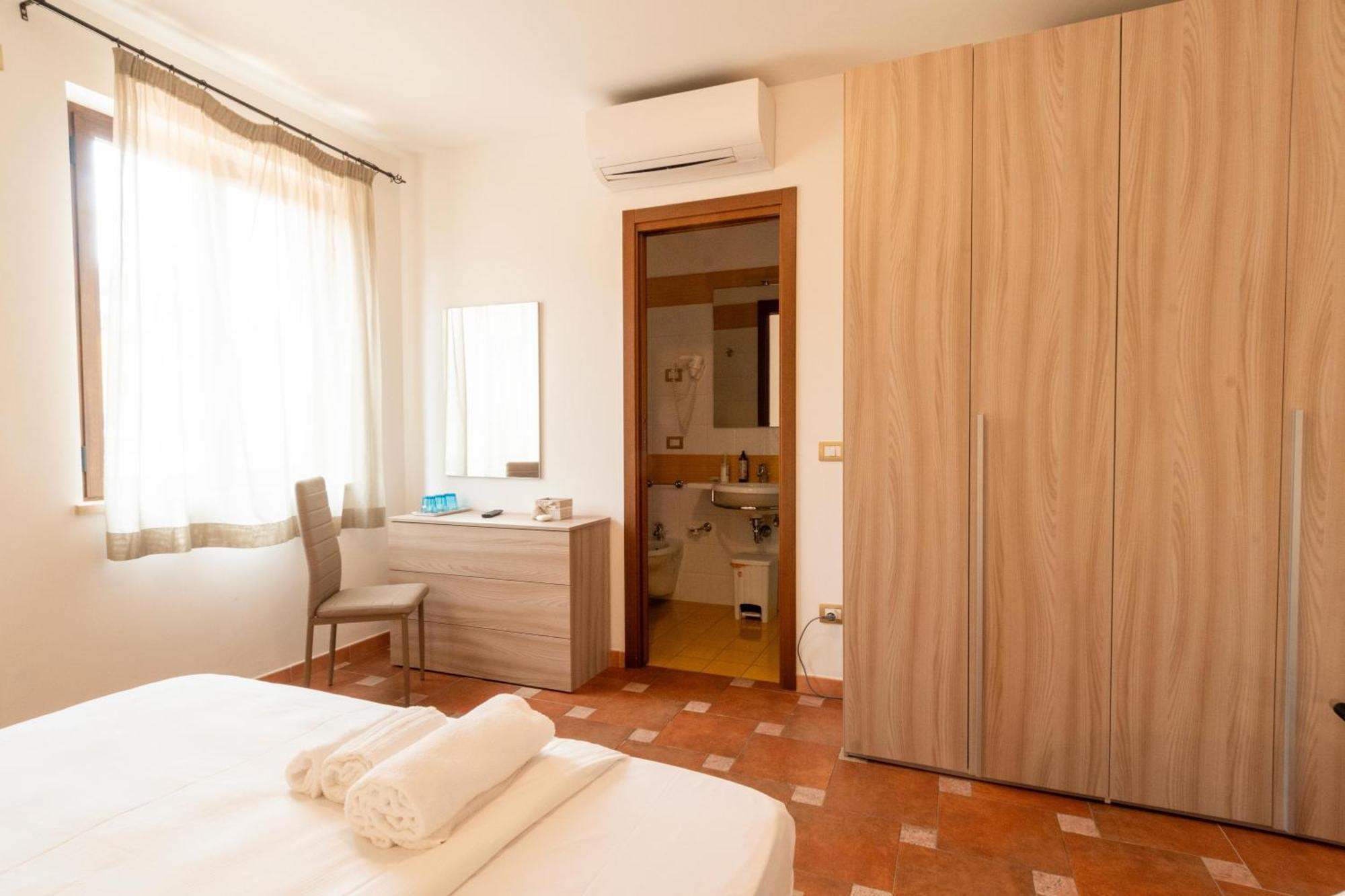 Vigneto - Italian Restaurant & B&B Villa Rosa Di Martinsicuro Εξωτερικό φωτογραφία